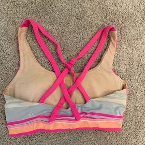 Lululemon sports bra